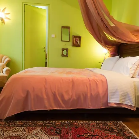 Vogiatzopoulou Casa de hóspedes 4*