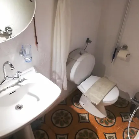 Vogiatzopoulou 4* Агиос-Георгиос-Нилиас